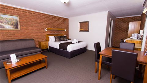 Advance Motel - Tourism Gold Coast 1