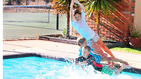 Cadell On The Murray Motel - Tourism Gold Coast 8