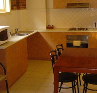 Nireeda Apartments on Clare - Tourism Gold Coast