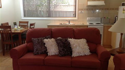 Goldfield Holiday Units - Tourism Gold Coast 7