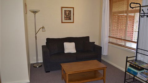 Snowstream Riverside Apartments - Tourism Gold Coast 0