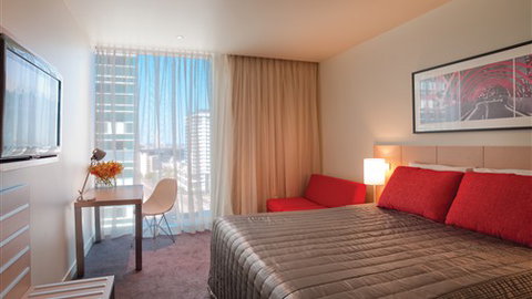 Travelodge Docklands - Tourism Gold Coast 6