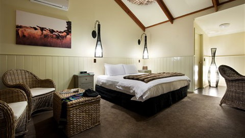 Peppers Mineral Springs Hotel - Tourism Gold Coast 4