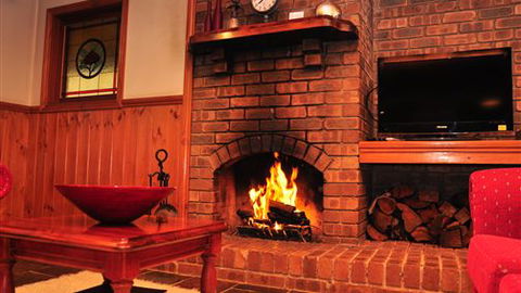Apollo Bay Cottages - Tourism Gold Coast 1