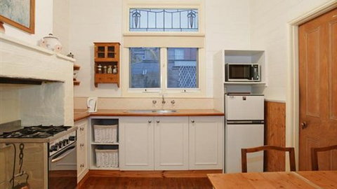 Benambra B&B - Tourism Gold Coast 4