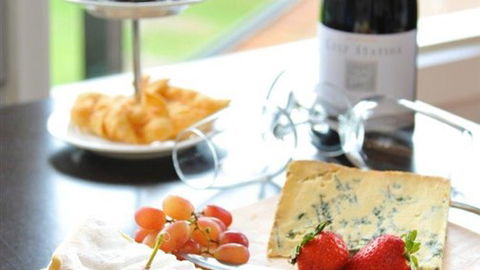 Araluen Boutique Accommodation - Villas & Lodge - Tourism Gold Coast 0