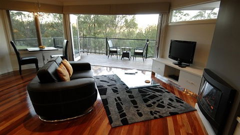 Araluen Boutique Accommodation - Villas & Lodge - Tourism Gold Coast 1