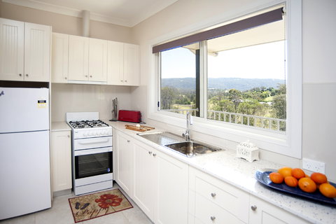 Highfields Country Cottages - Tourism Gold Coast 8