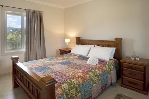 Highfields Country Cottages - Tourism Gold Coast 7