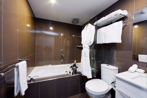 Aria Hotel Canberra - Tourism Gold Coast 5