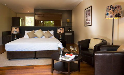 Cicada Lodge - Tourism Gold Coast 4