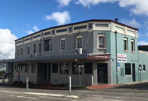 Commercial Hotel Motel Lithgow - Tourism Gold Coast 1