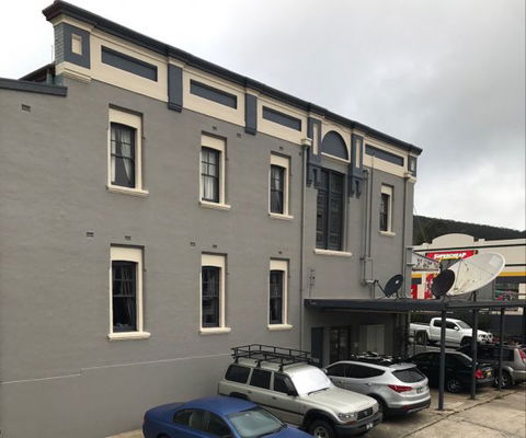 Commercial Hotel Motel Lithgow - Tourism Gold Coast 2