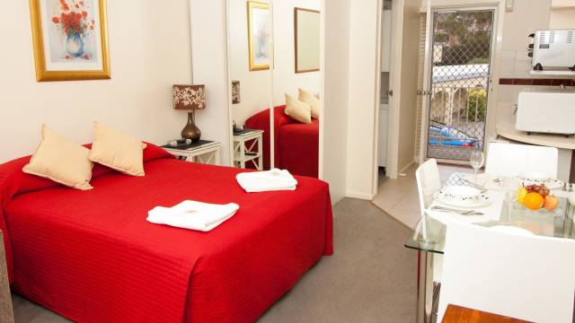 Griffith ACT Tourism Gold Coast