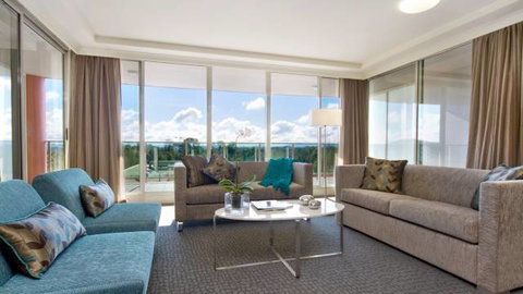 Pacific Suites Canberra - Tourism Gold Coast 0