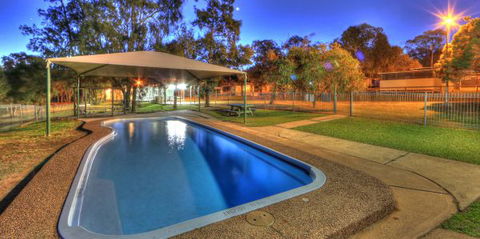Inland Waters Holiday Parks Lake Glenbawn - Tourism Gold Coast 3