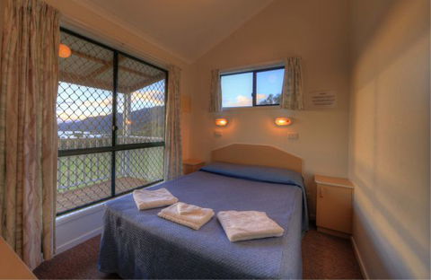 Inland Waters Holiday Parks Lake Glenbawn - Tourism Gold Coast 8