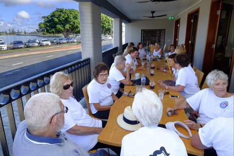 Lakes And Ocean Hotel - Tourism Gold Coast 8
