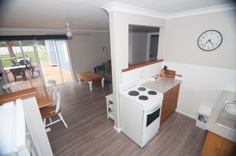 Laguna Lodge Holiday Units - Tourism Gold Coast 3