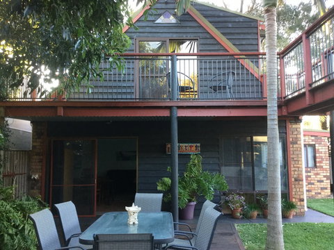Jetz Bungalow - Tourism Gold Coast 0