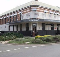 Cow and Calf Hotel - Tourism Gold Coast