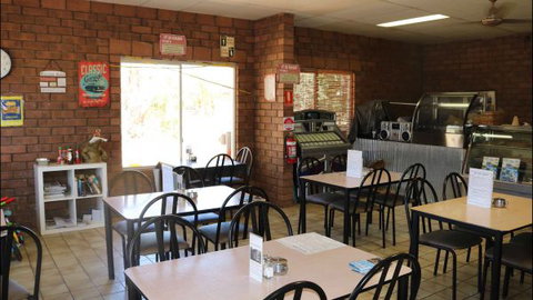 Mataranka Roadhouse And Cabins - Tourism Gold Coast 2