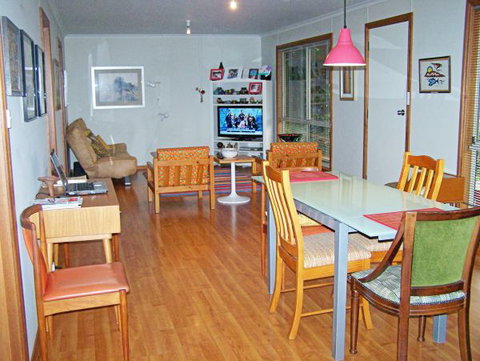 Monaro Cottage - Tourism Gold Coast 2
