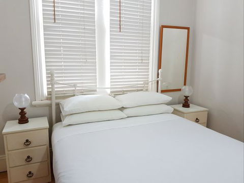 Newcastle Terraces And Apartments - Harbourside Apartment - Tourism Gold Coast 6