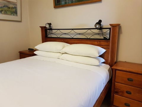 Newcastle Terraces And Apartments - Harbourside Apartment - Tourism Gold Coast 7