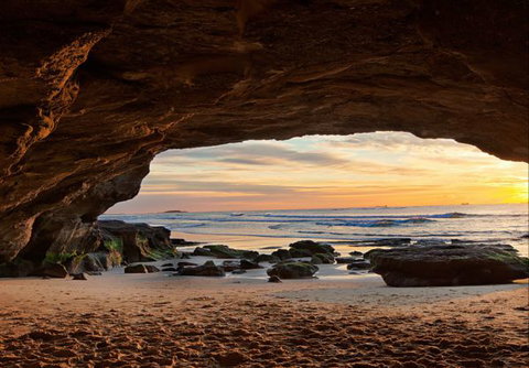 Swansea Hotel - Tourism Gold Coast 2