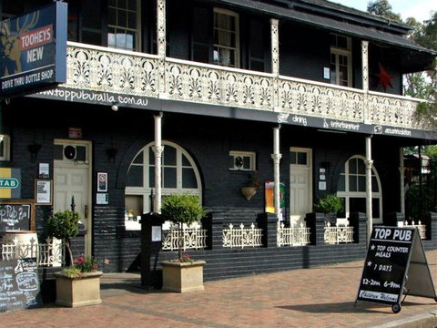Top Pub - Tourism Gold Coast 1