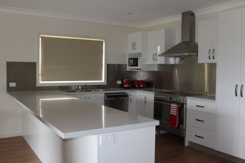 Yellowbox Cottage - Tourism Gold Coast 2