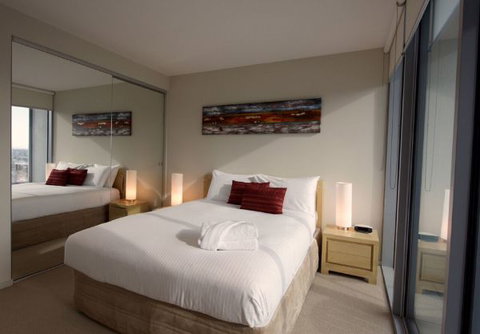 ACD Apartments - Accommodation Corporate Docklands - Tourism Gold Coast 2