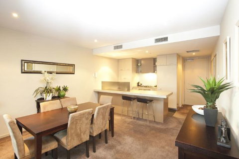 ACD Apartments - Accommodation Corporate Docklands - Tourism Gold Coast 3