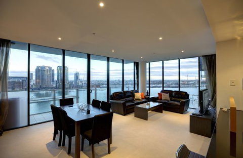ACD Apartments - Accommodation Corporate Docklands - Tourism Gold Coast 5