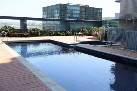 ACD Apartments - Accommodation Corporate Docklands - Tourism Gold Coast 7