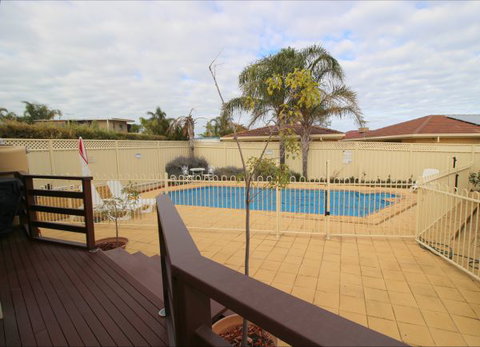 Christies Cottage For Holidays And Relocations. - Tourism Gold Coast 21