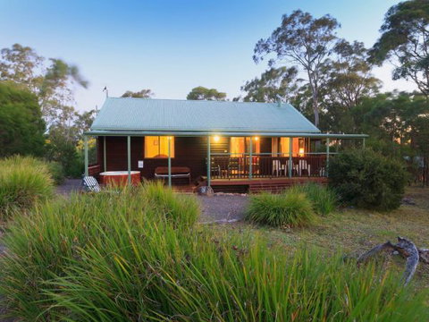 Eagleview Resort - Tourism Gold Coast 0
