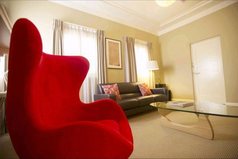 Globe Apartments - Tourism Gold Coast 0