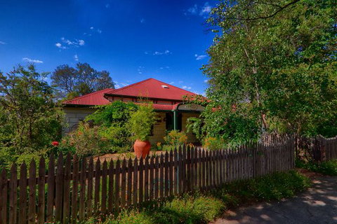 Rushton Cottage Bed And Breakfast - Tourism Gold Coast 0