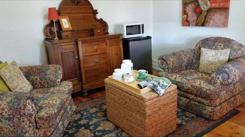 Rushton Cottage Bed And Breakfast - Tourism Gold Coast 4