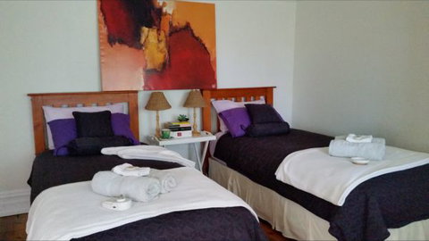 Rushton Cottage Bed And Breakfast - Tourism Gold Coast 5