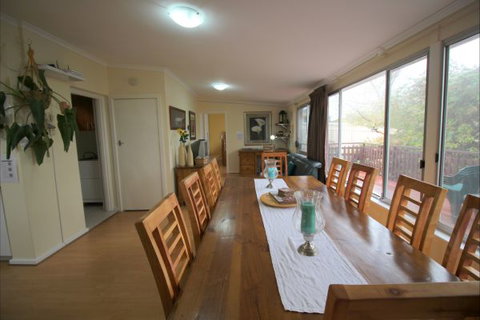 Christies Cottage For Holidays And Relocations. - Tourism Gold Coast 10