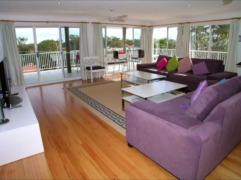Shoal Bay Riggers - Tourism Gold Coast 1