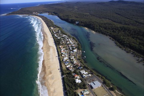 Wooli Holiday Units - Tourism Gold Coast 0