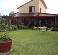 Nightingale Wines Luxury Villas - Tourism Gold Coast