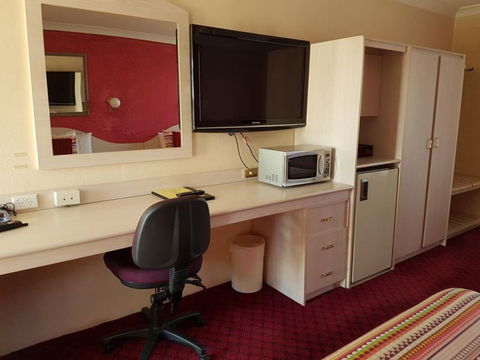 Golden Age Motor Inn - Tourism Gold Coast 18