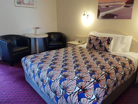 Golden Age Motor Inn - Tourism Gold Coast 4