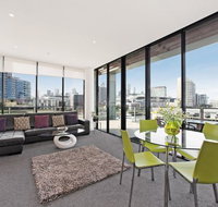 Docklands Private Collection of Apartments Melbourne - Tourism Gold Coast