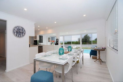 Bella Blu Beach House - Tourism Gold Coast 0